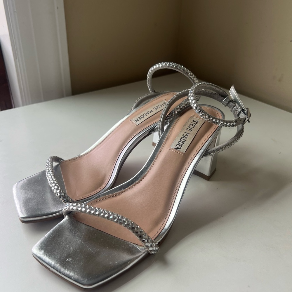 Steve Madden Silver Glamorous Heels